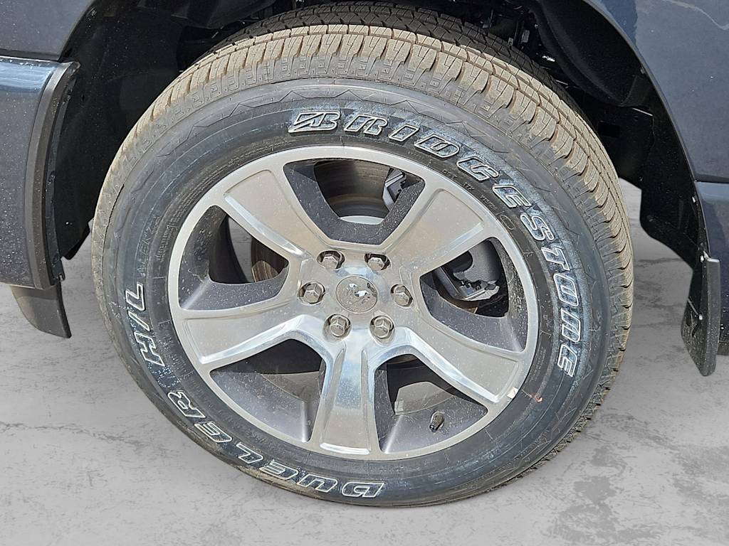 Thumbnail: 2026 RAM 1500 - 8