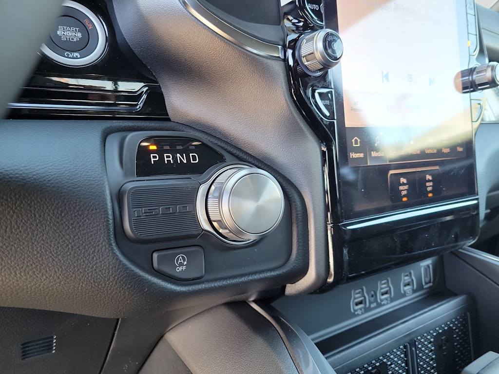 Thumbnail: 2026 RAM 1500 - 27