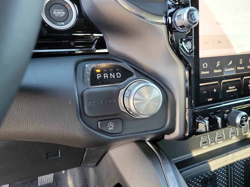 Thumbnail: 2026 RAM 1500 - 26