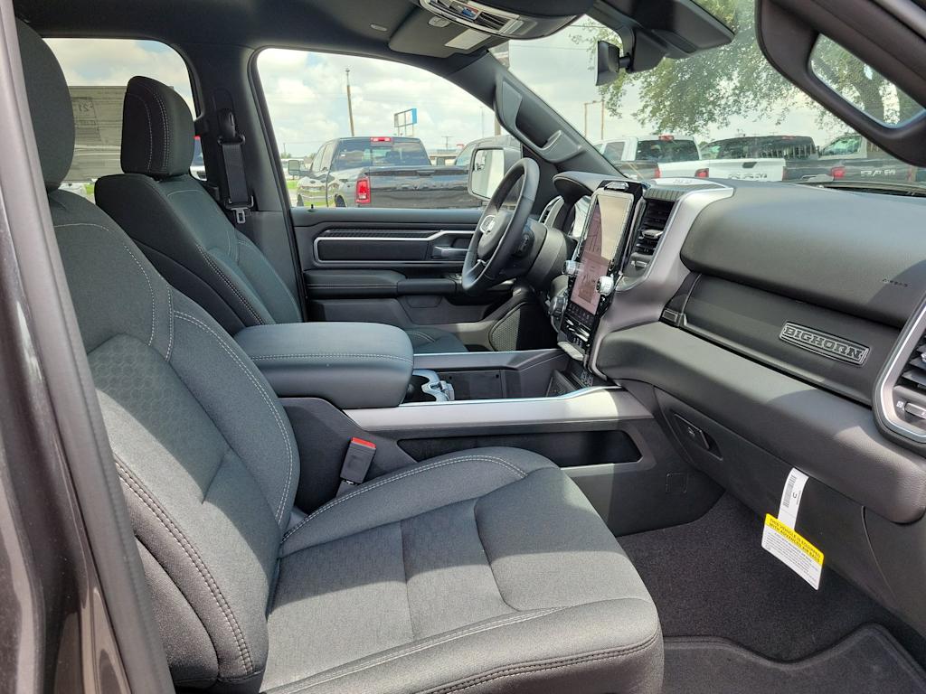 Thumbnail: 2025 RAM 1500 - 11