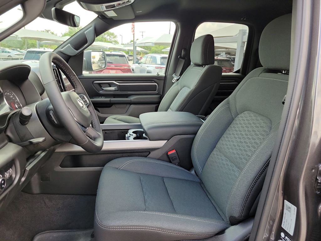 Thumbnail: 2025 RAM 1500 - 10