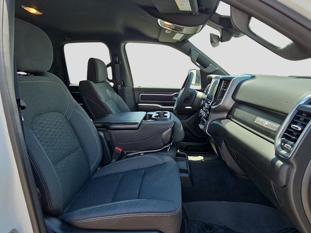 Thumbnail: 2025 RAM 1500 - 10
