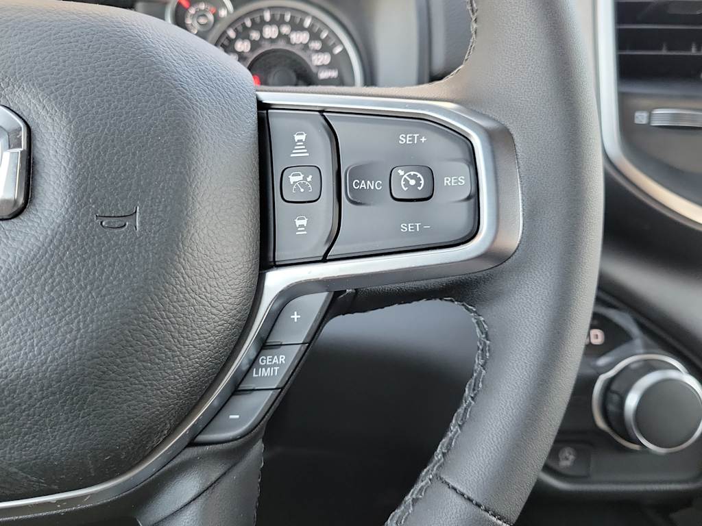 Thumbnail: 2026 RAM 1500 - 27