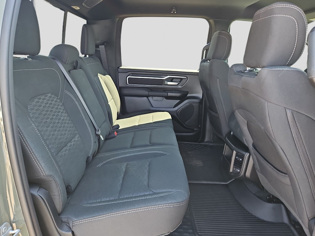 Thumbnail: 2025 RAM 1500 - 25