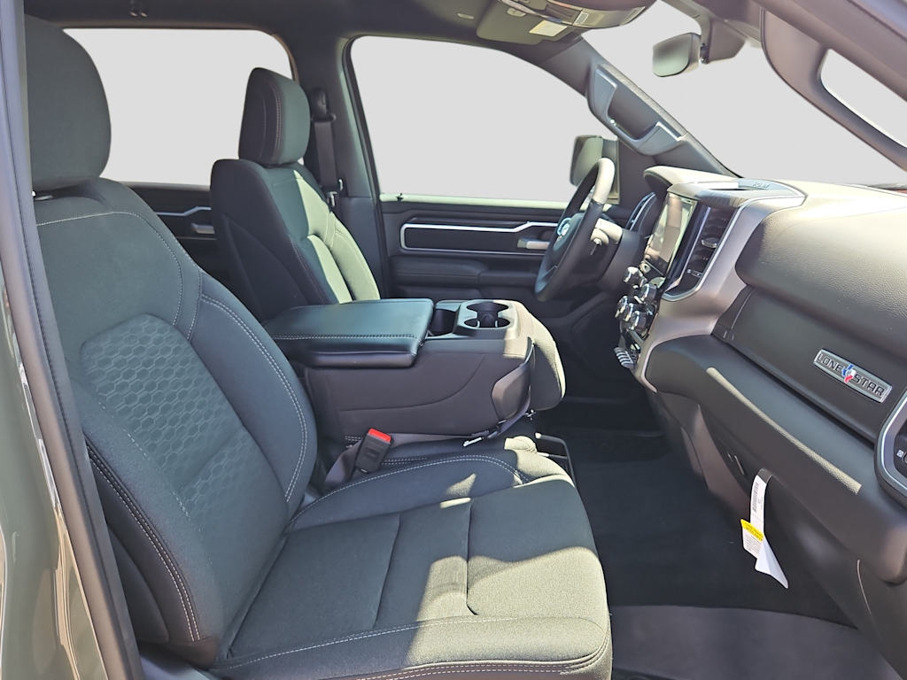 Thumbnail: 2025 RAM 1500 - 10