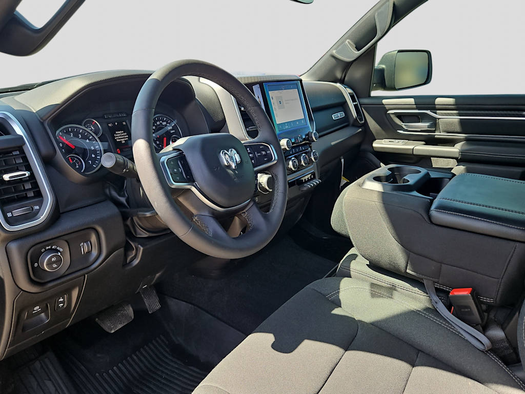 Thumbnail: 2025 RAM 1500 - 2