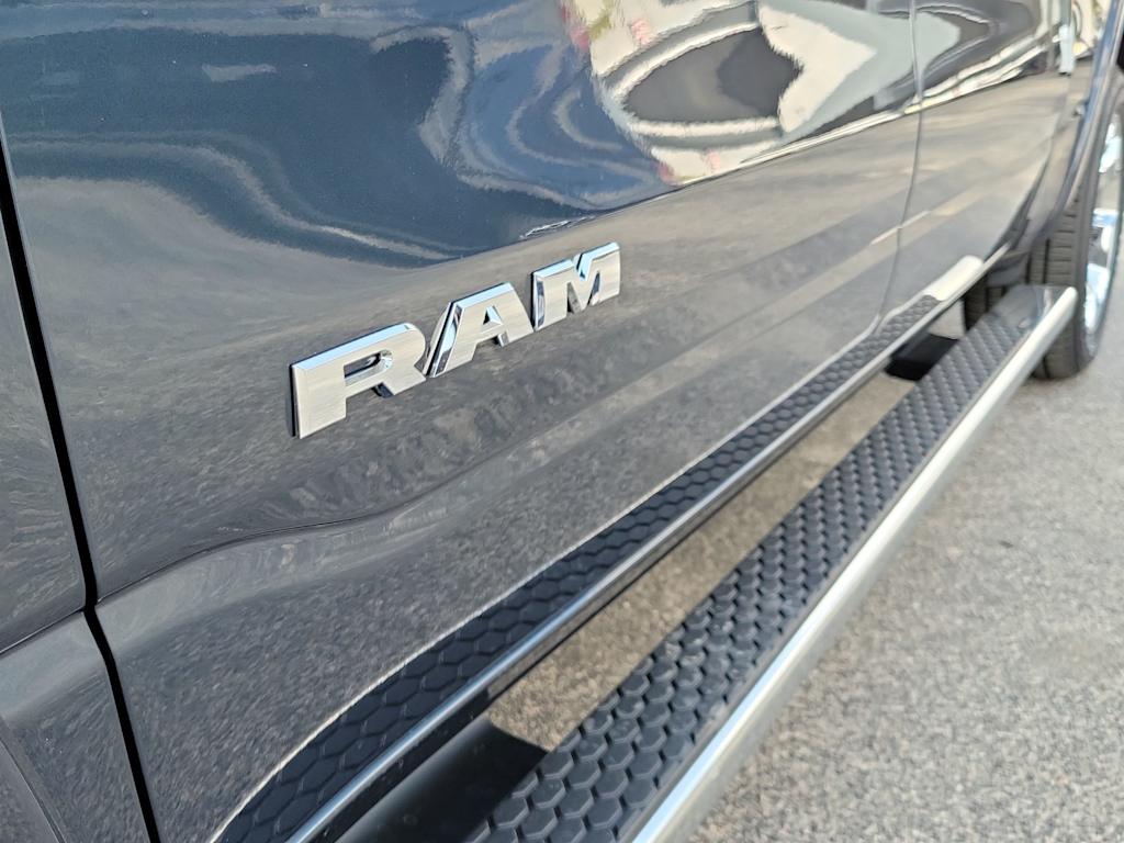 Thumbnail: 2025 RAM 1500 - 7