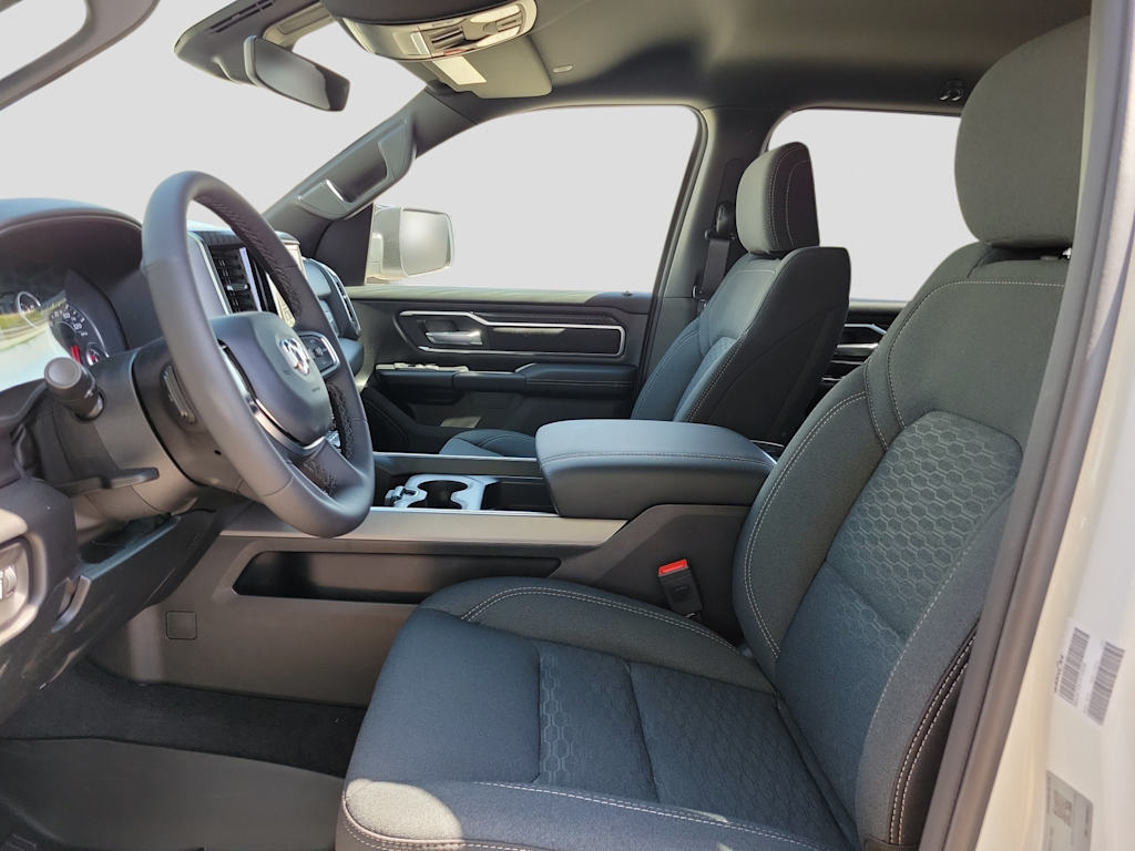 Thumbnail: 2026 RAM 1500 - 9