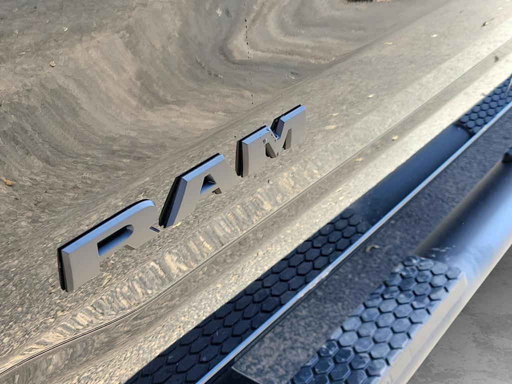 Thumbnail: 2026 RAM 1500 - 7