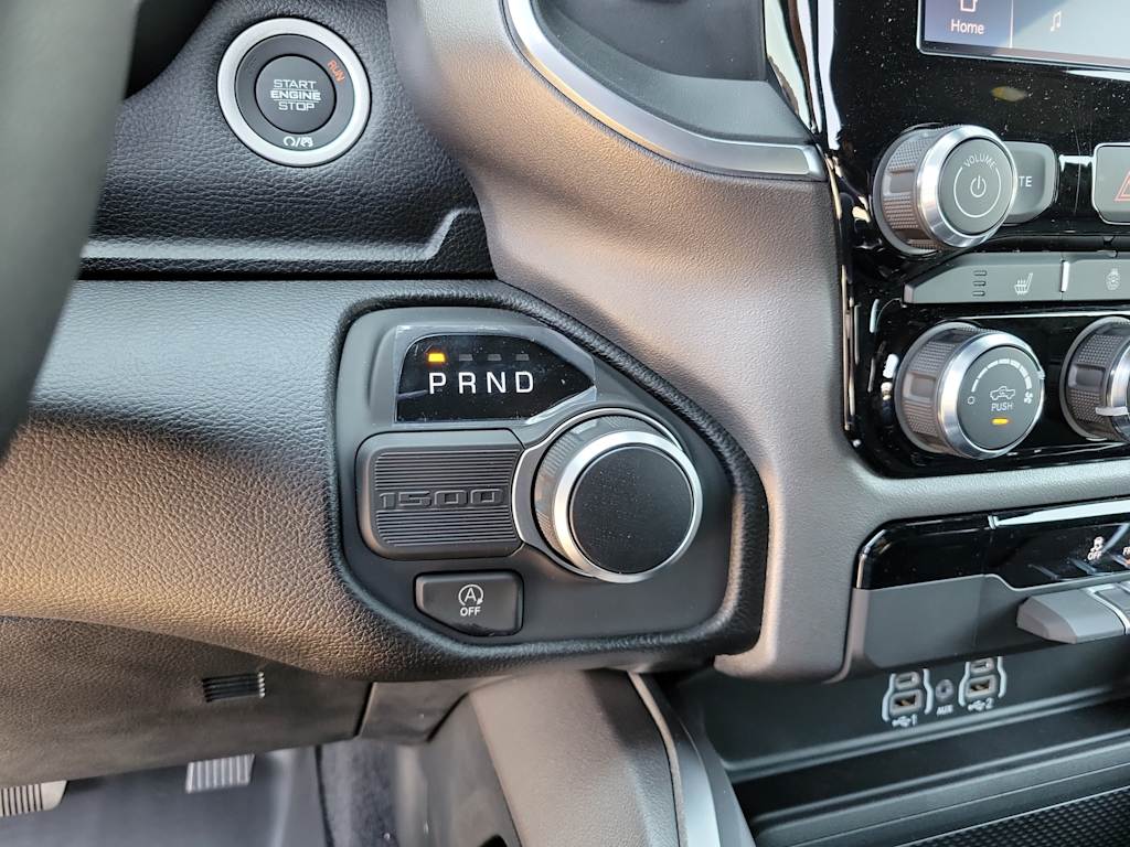 Thumbnail: 2026 RAM 1500 - 15