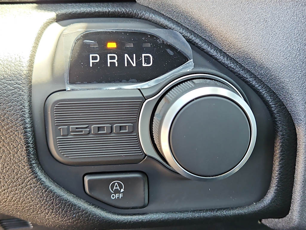 Thumbnail: 2026 RAM 1500 - 25