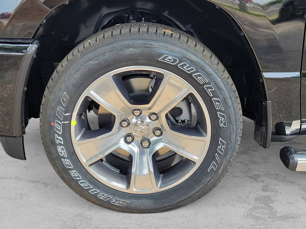 Thumbnail: 2026 RAM 1500 - 8