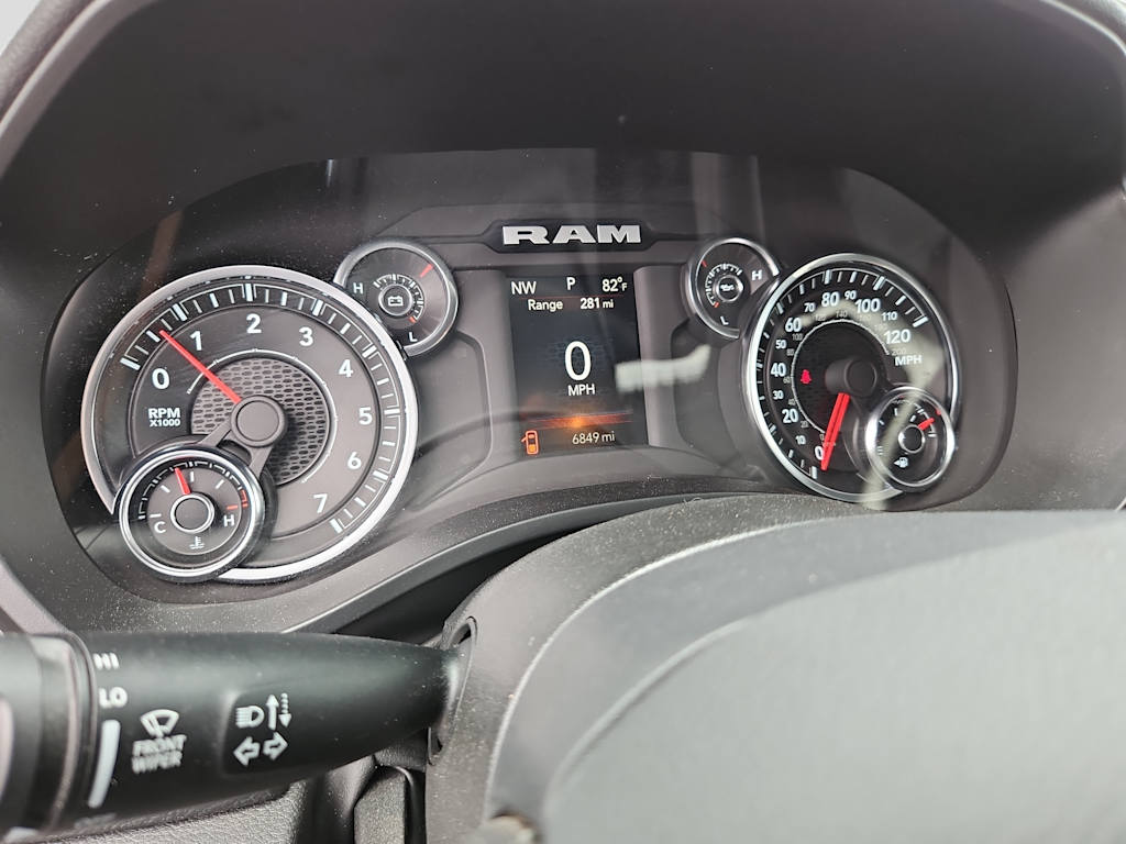 Thumbnail: 2025 RAM 1500 - 15