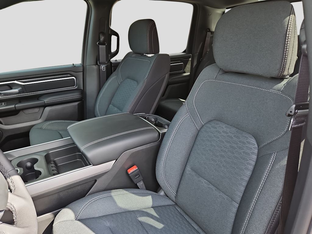 Thumbnail: 2026 RAM 1500 - 10