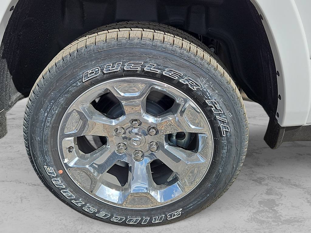 Thumbnail: 2026 RAM 1500 - 8