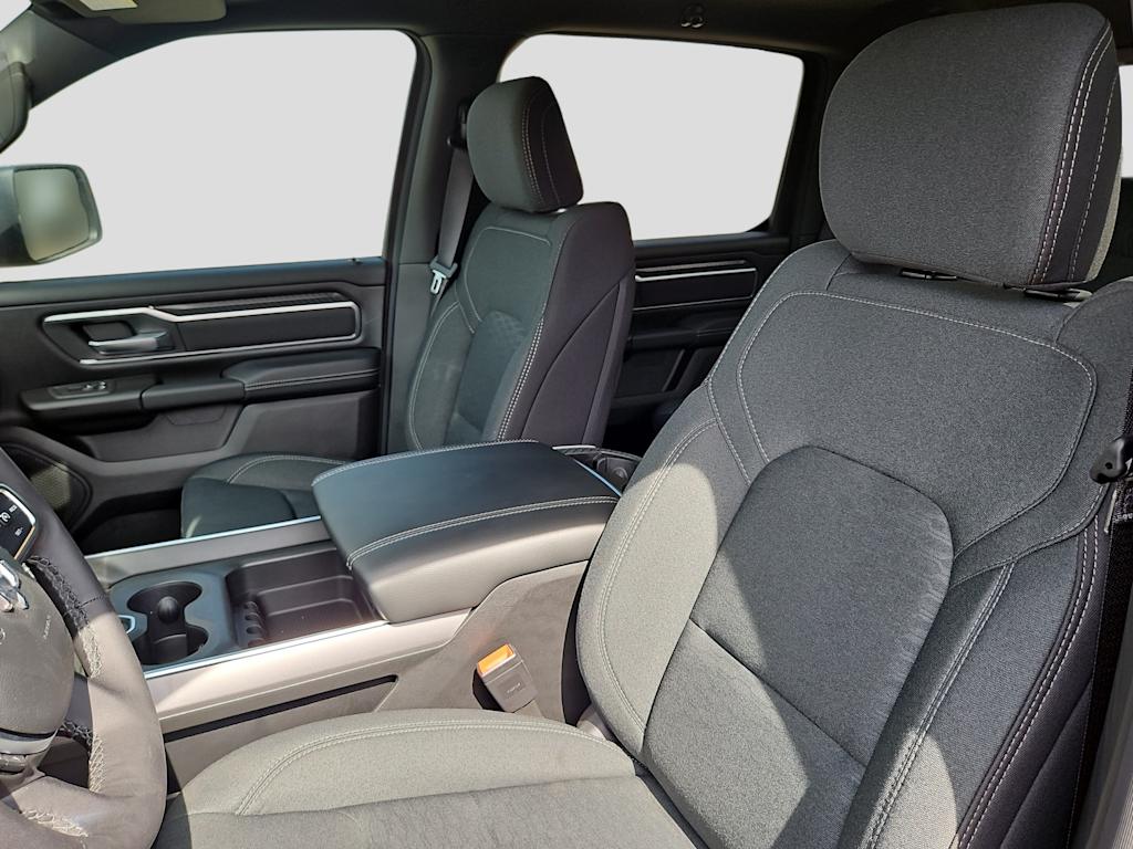 Thumbnail: 2026 RAM 1500 - 11