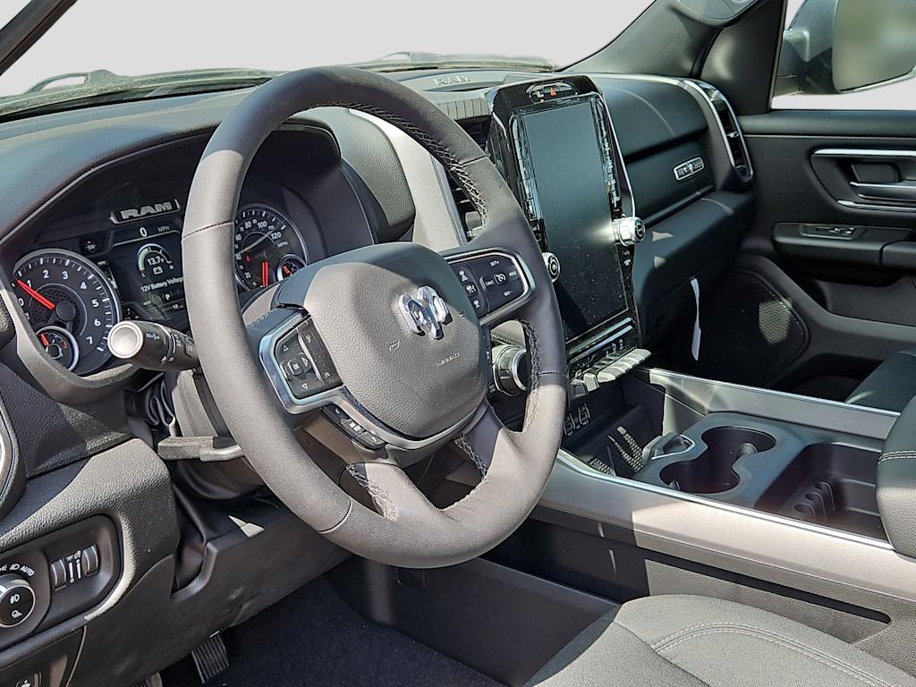 Thumbnail: 2026 RAM 1500 - 2