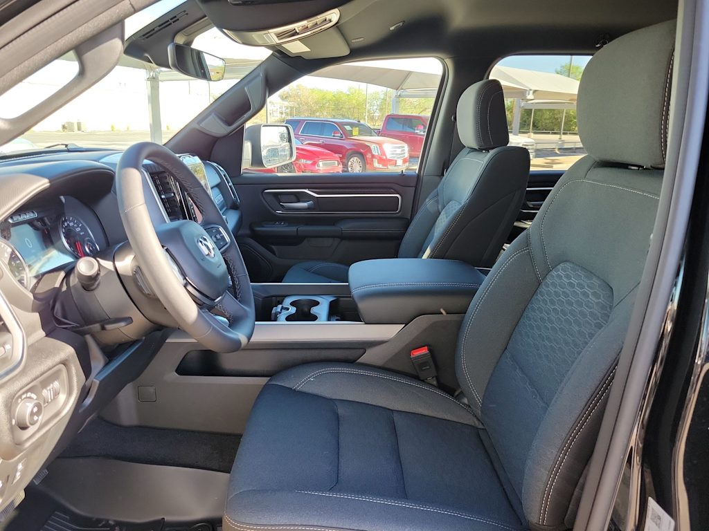 Thumbnail: 2026 RAM 1500 - 10