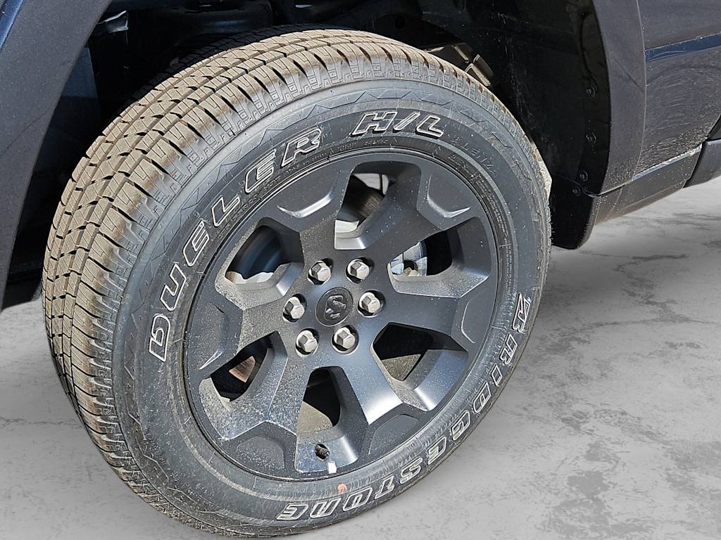 Thumbnail: 2026 RAM 1500 - 8