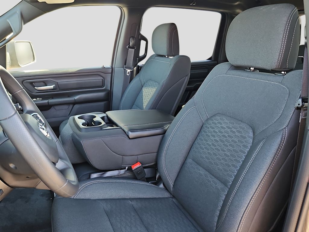 Thumbnail: 2026 RAM 1500 - 9