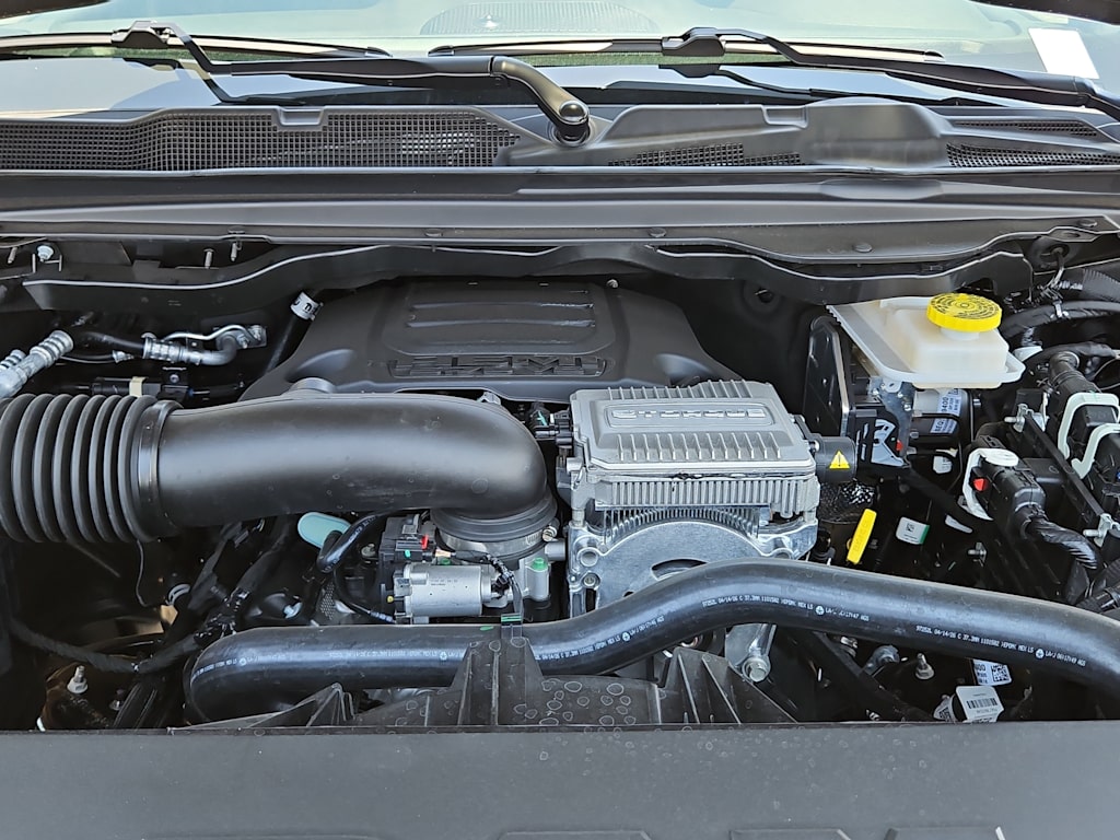 Thumbnail: 2026 RAM 1500 - 5