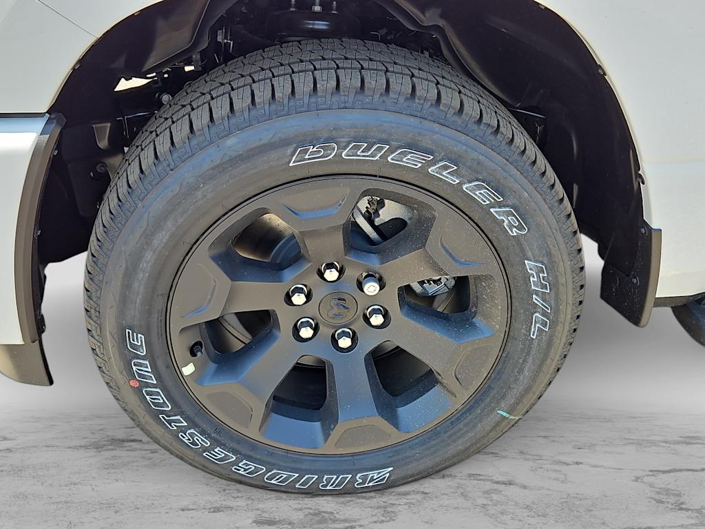 Thumbnail: 2026 RAM 1500 - 4