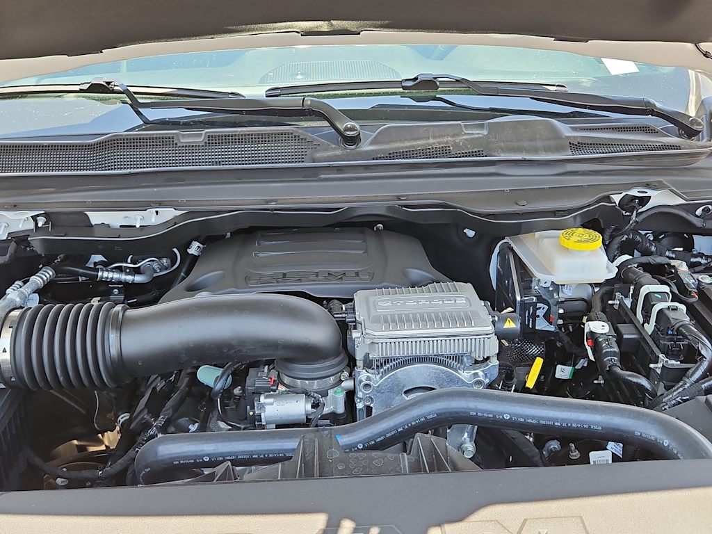Thumbnail: 2026 RAM 1500 - 5