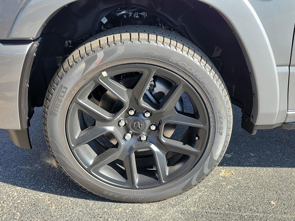 Thumbnail: 2026 RAM 1500 - 8