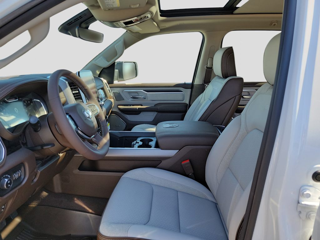 Thumbnail: 2026 RAM 1500 - 9