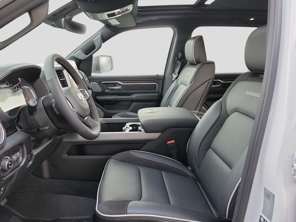 Thumbnail: 2026 RAM 1500 - 10