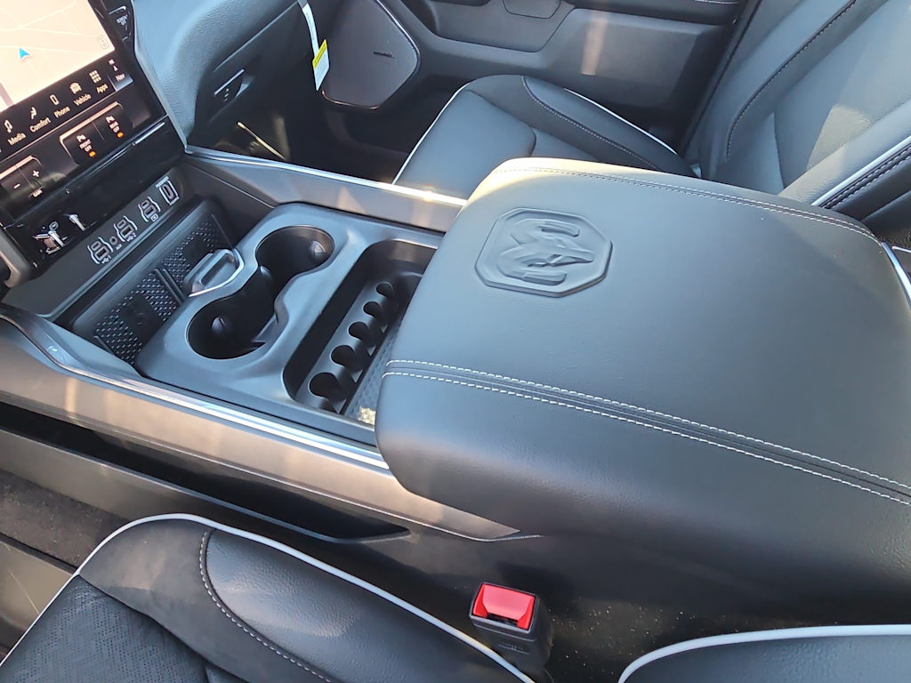 Thumbnail: 2026 RAM 1500 - 17