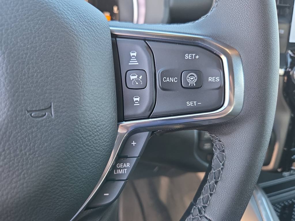 Thumbnail: 2026 RAM 1500 - 20