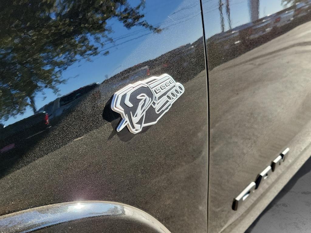Thumbnail: 2026 RAM 1500 - 7