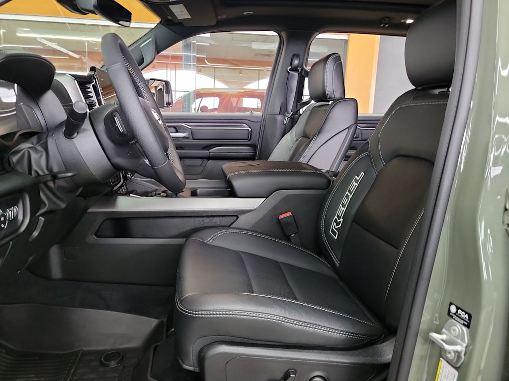 Thumbnail: 2026 RAM 1500 - 9