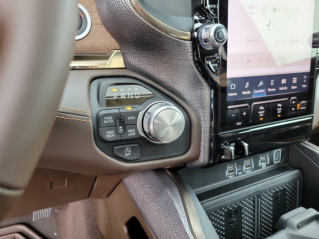 Thumbnail: 2026 RAM 1500 - 19