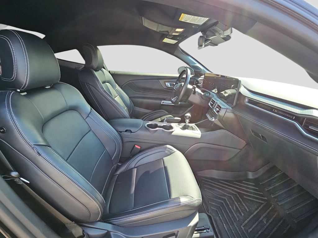 Thumbnail: 2025 Ford Mustang - 11