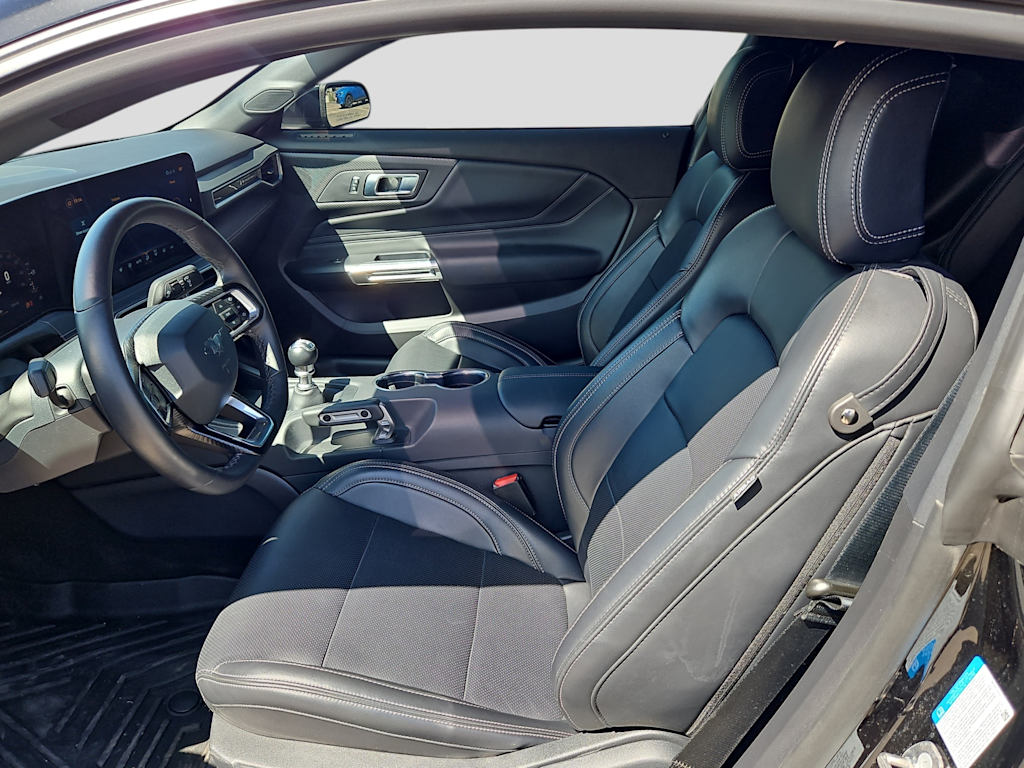 Thumbnail: 2025 Ford Mustang - 10