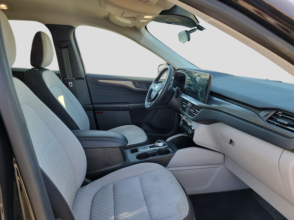 Thumbnail: 2023 Ford Escape - 11