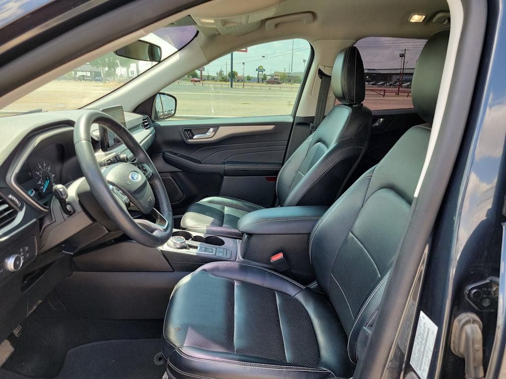 Thumbnail: 2022 Ford Escape - 10