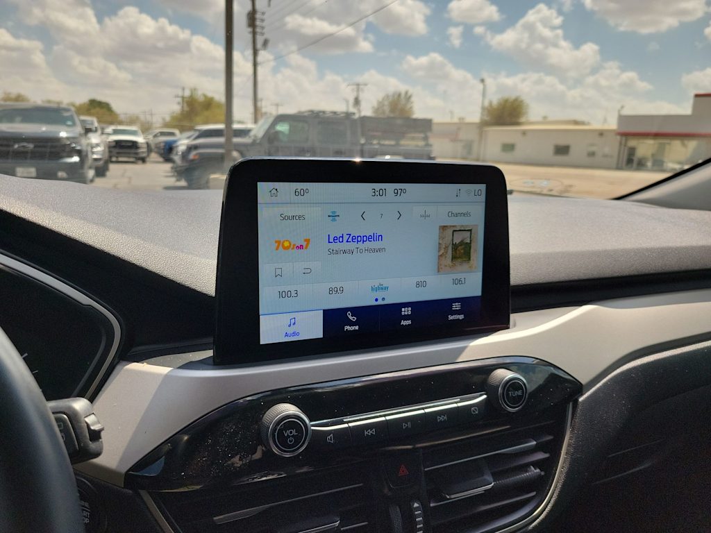 Thumbnail: 2022 Ford Escape - 21