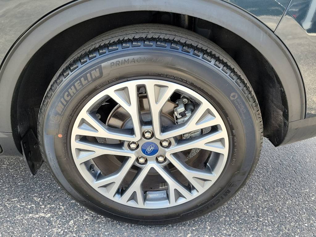 Thumbnail: 2022 Ford Escape - 8