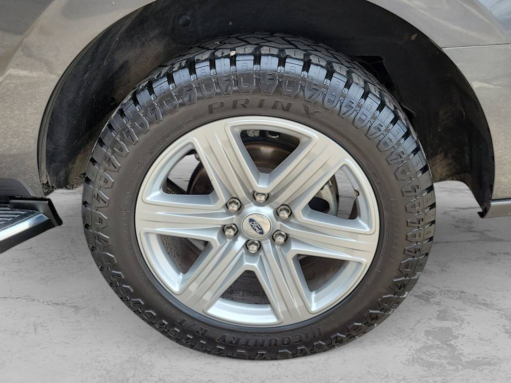 Thumbnail: 2020 Ford Expedition - 8