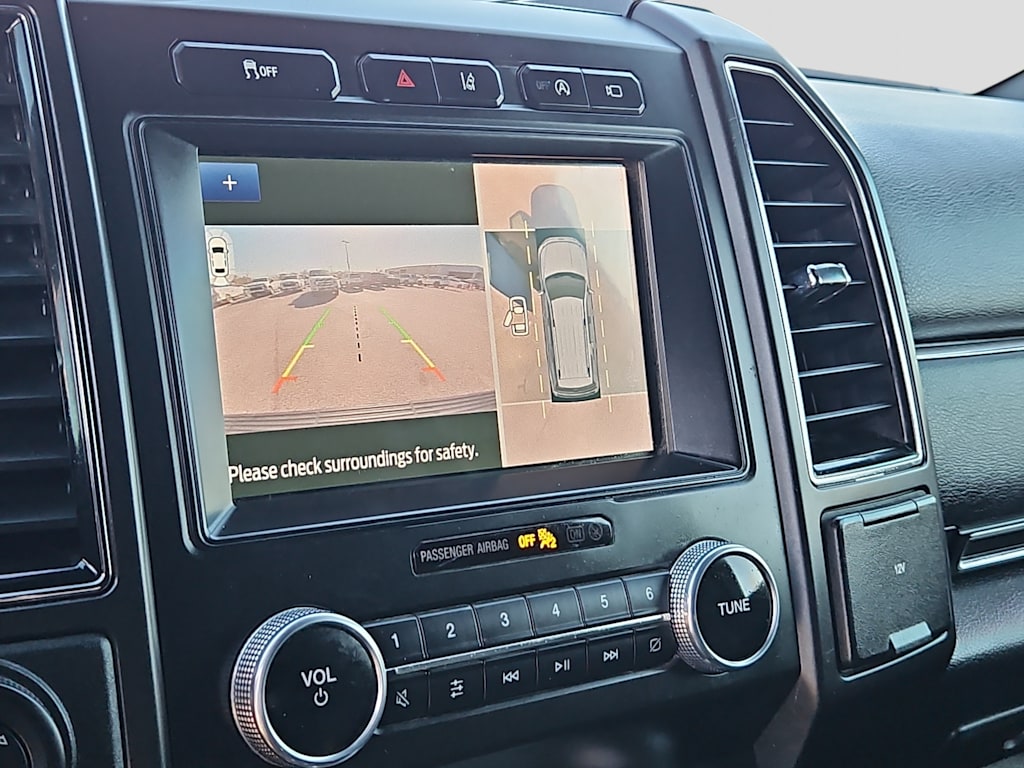 Thumbnail: 2021 Ford Expedition - 14