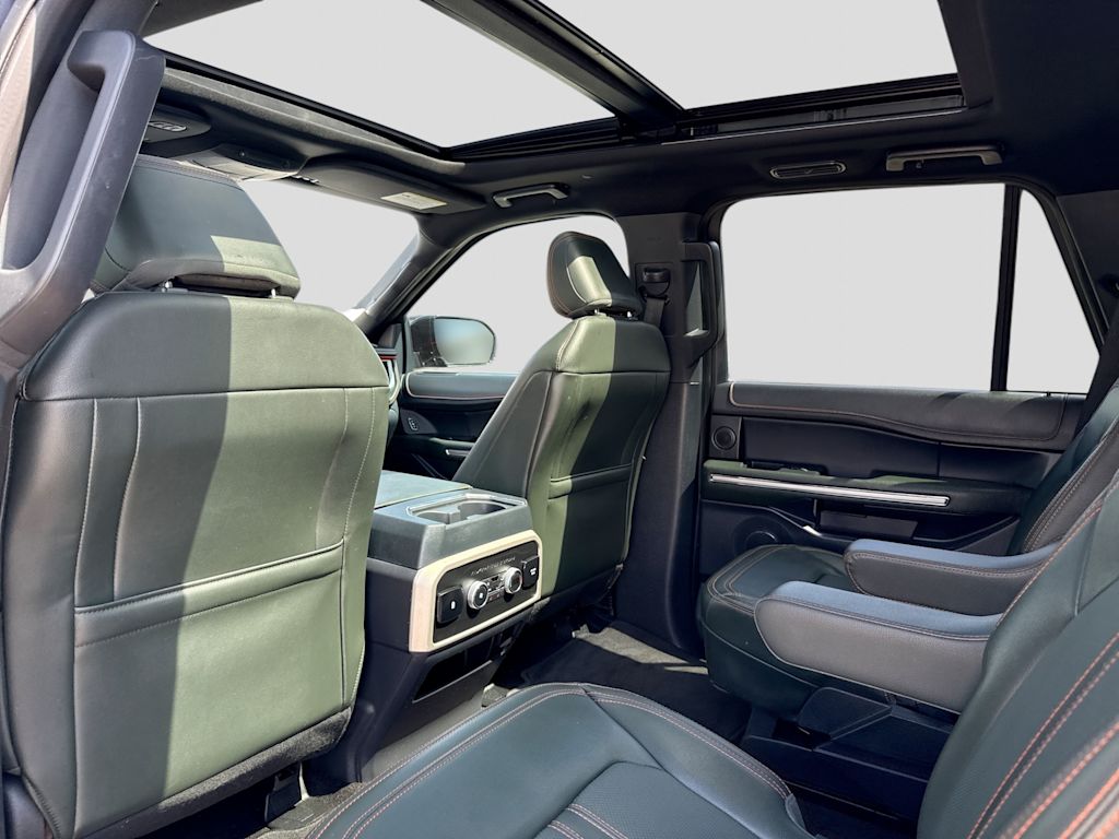 Thumbnail: 2022 Ford Expedition - 12