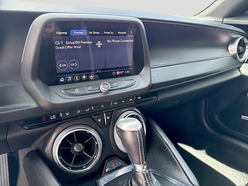 Thumbnail: 2020 Chevrolet Camaro - 25