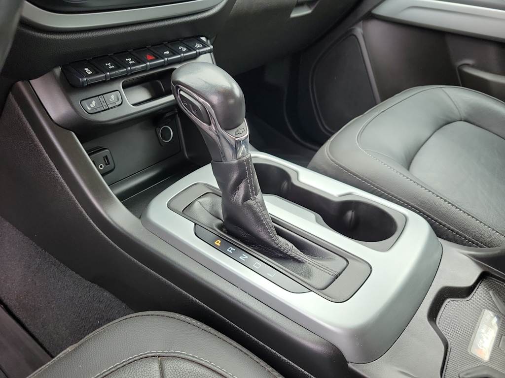 Thumbnail: 2022 Chevrolet Colorado - 15