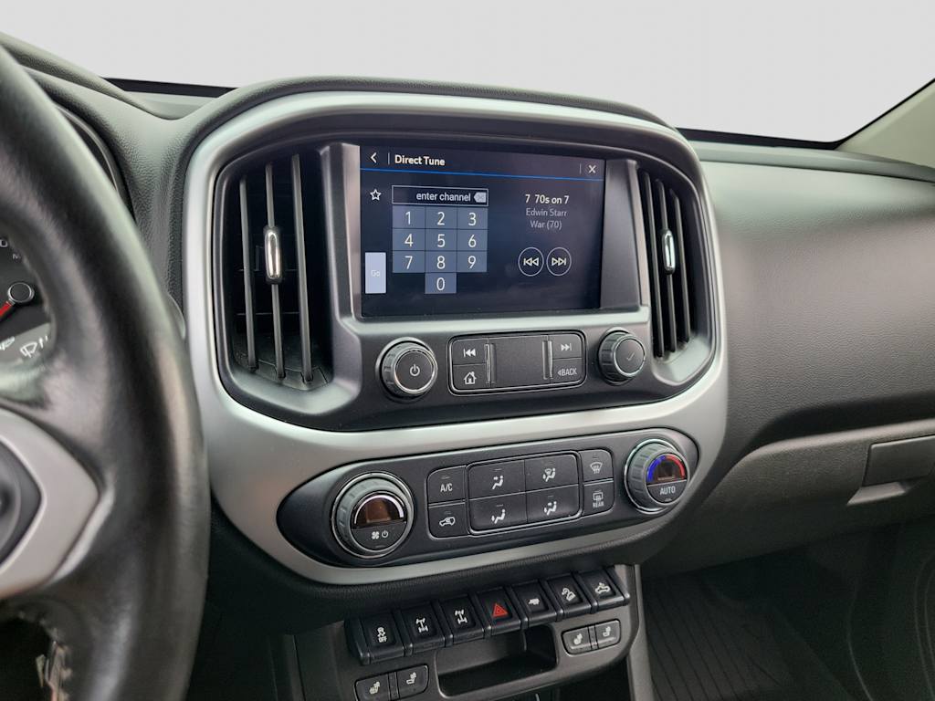 Thumbnail: 2022 Chevrolet Colorado - 21