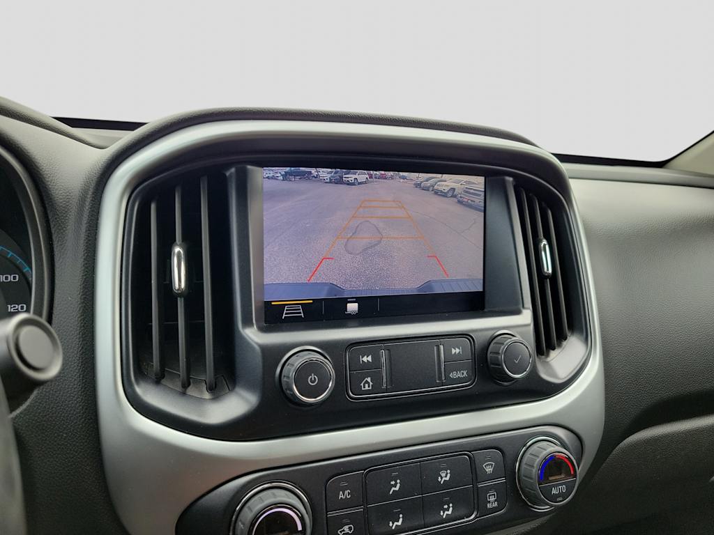 Thumbnail: 2022 Chevrolet Colorado - 14