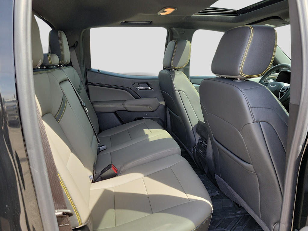 Thumbnail: 2025 Chevrolet Colorado - 17