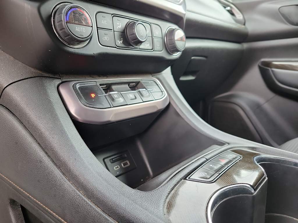 Thumbnail: 2020 GMC Acadia - 16